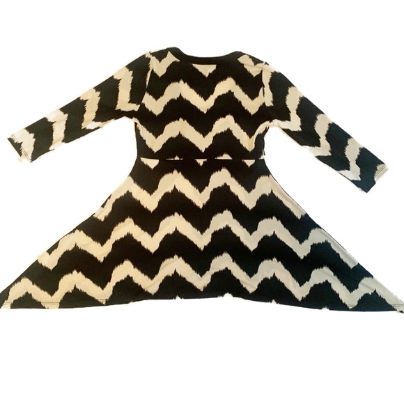 Karen Kane Long Sleeve Blouse Size XS - Picture 2 of 4